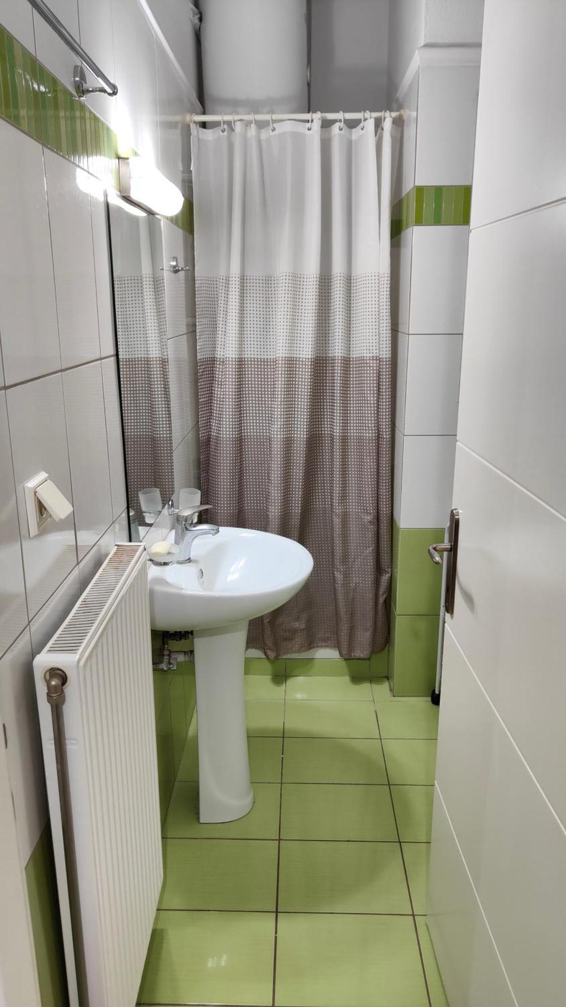 Rock & Roll 1 - Modern Apartment In Trikala 外观 照片